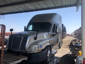 2014 Freightliner Cascadia 125 Truck for Parts (Stock #TR205)) Part Image
