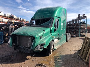 2015 Freightliner Cascadia 125 Truck for Parts (Stock #TR125)) Part Image