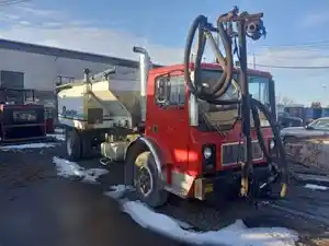Salvage 1980 Mack MR - 23-014