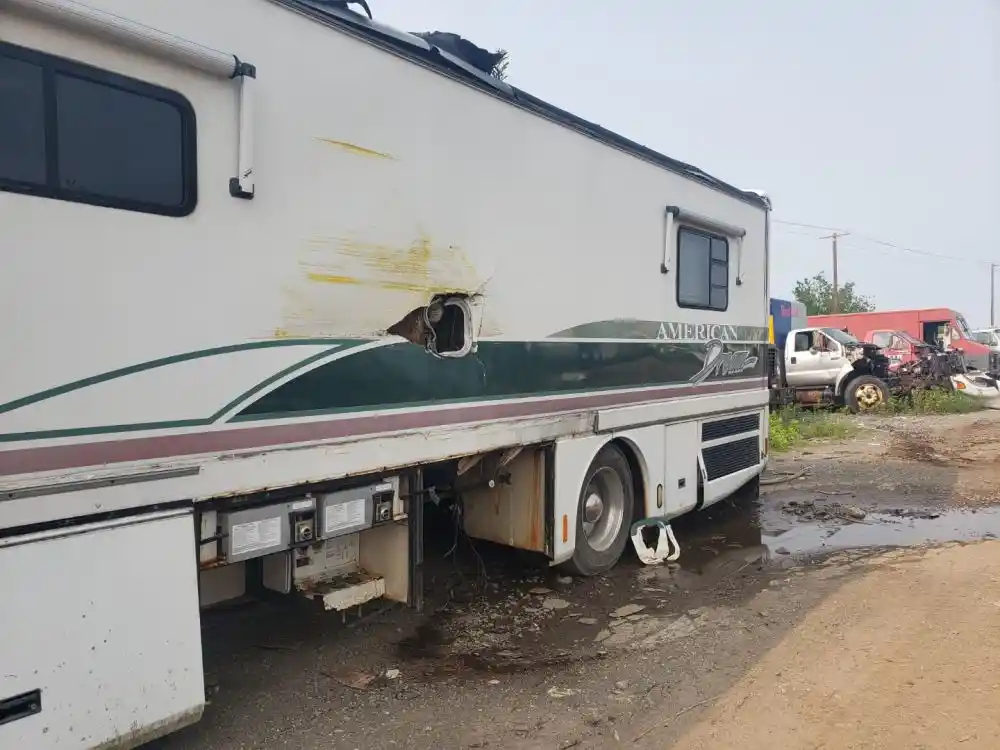 Transit Incomplete Vehicle Salvage 1995 Gillig Incomplete Vehicle City Transit Bus For Parts ...
