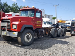 Salvage 1995 Mack RD688S - 20-099