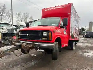 Salvage 2002 Chevrolet Express - 26-023