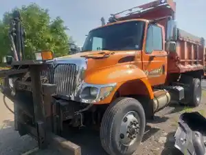 Salvage 2003 International 7400 - 25-104