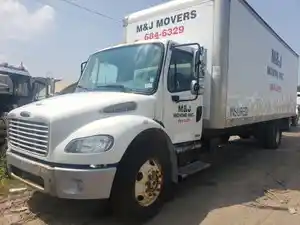 Salvage 2007 Freightliner M2 106 - 25-093