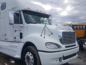 2010 Freightliner COLUMBIA 120 Truck for Parts (Stock #20-156)) Part Image