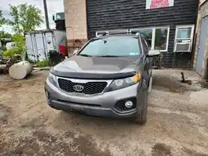 Salvage 2012 Kia Sorento - 25-060