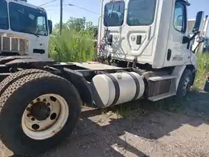 Salvage 2014 Freightliner Cascadia 113 - 24-118