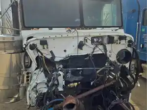 Salvage 1998 Peterbilt 379 - SV-4