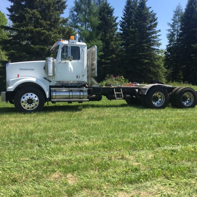 Image for 2010 Western Star 4900 FA