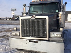 Salvage 2004 Western Star 4900 FA - SV-61