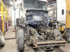 Salvage 2006 Kenworth T800 - SV-172