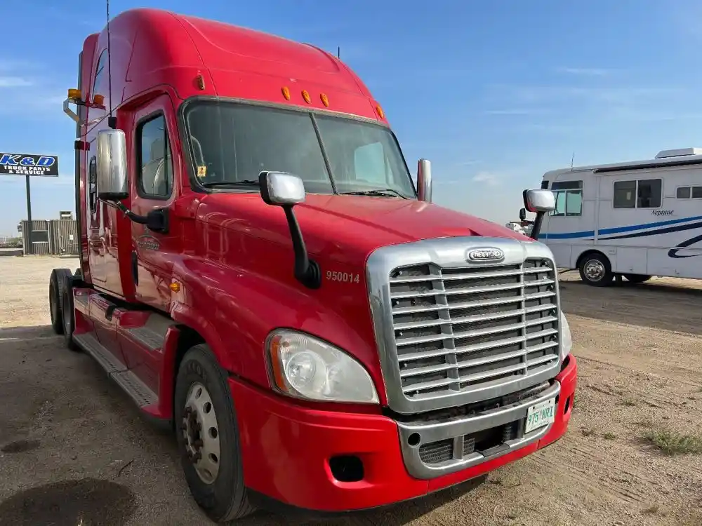 2012 Freightliner Cascadia 125 Truck for Parts for sale R.M. of