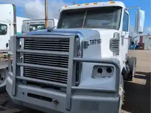 Salvage 2016 Freightliner 122SD - SV-189