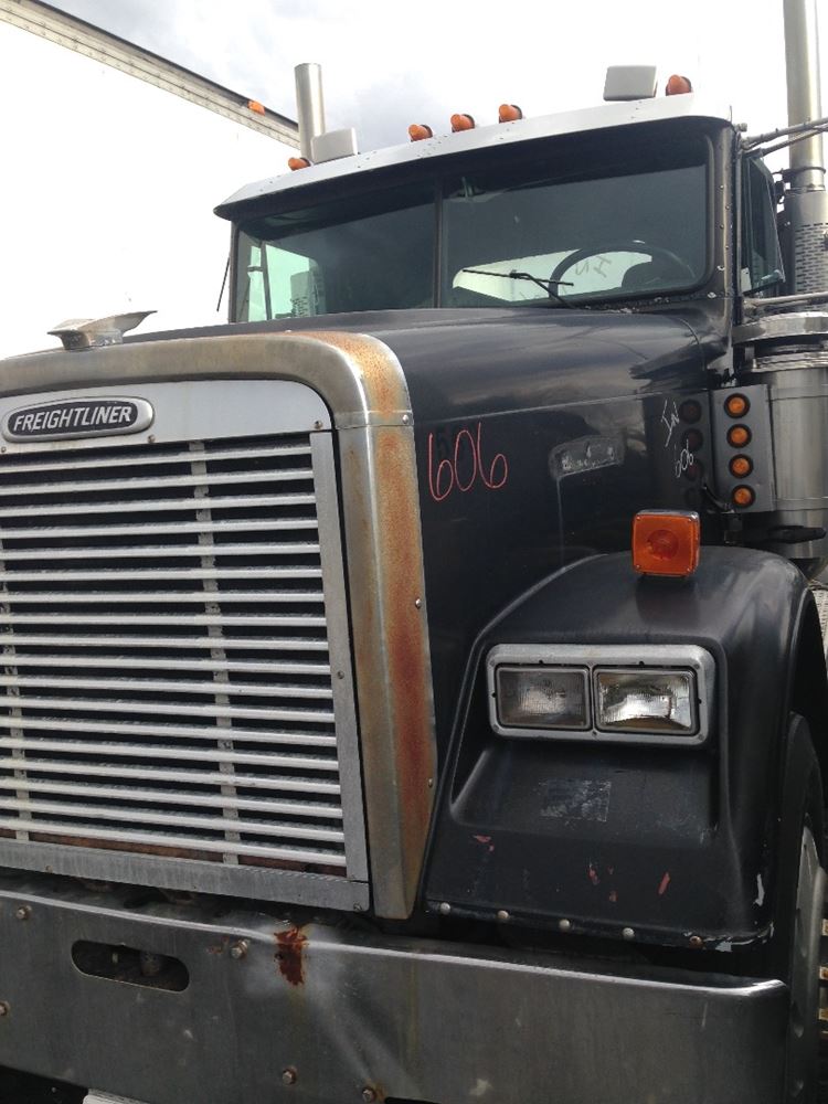 1992 Freightliner FLD120 MILLS TRUCKING & USED PARTS INC.