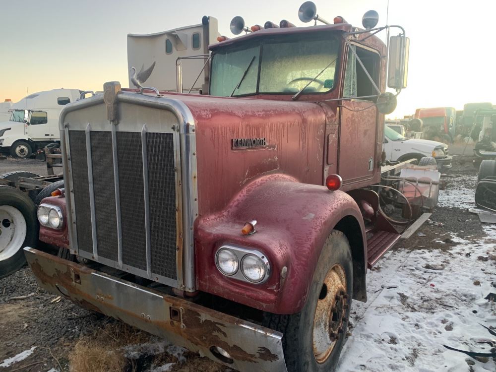 Kenworth  W900A