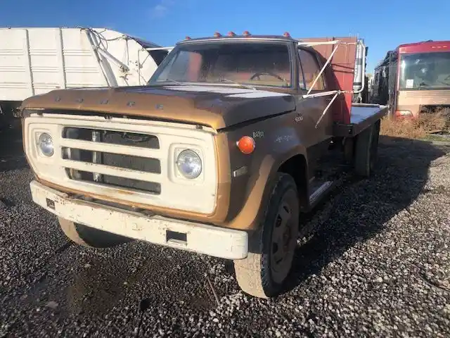 Dodge  D600