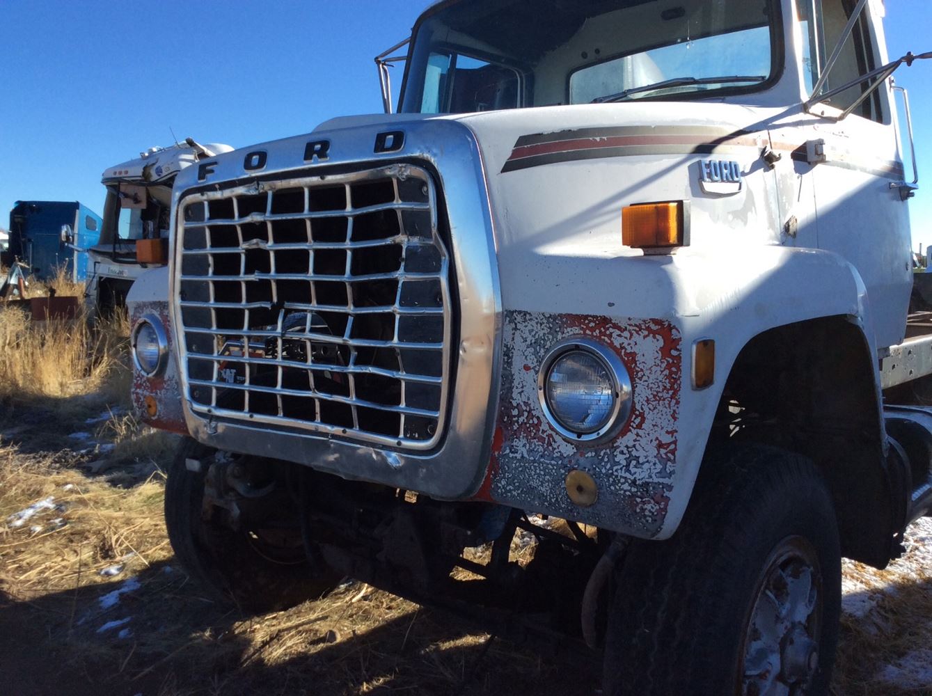 Ford  L9000