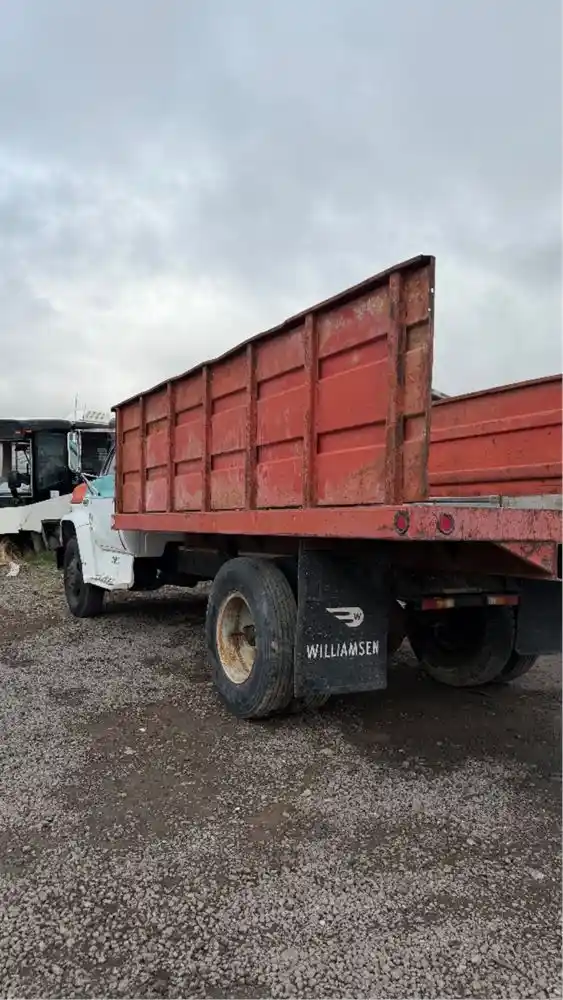 Image 4 of truck Salvage 1980 Chevrolet C60  