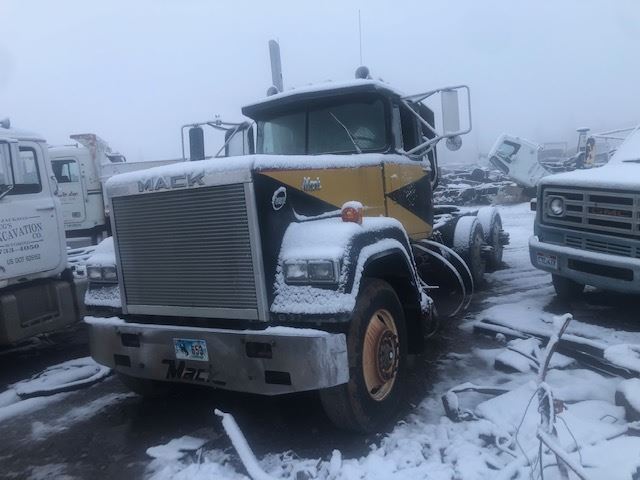 Mack  RW613