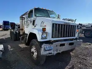 Salvage 1987 GMC Brigadier - 11126