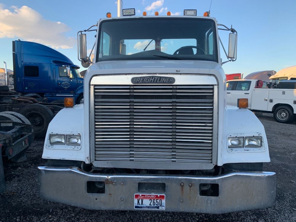 Freightliner  FLC112