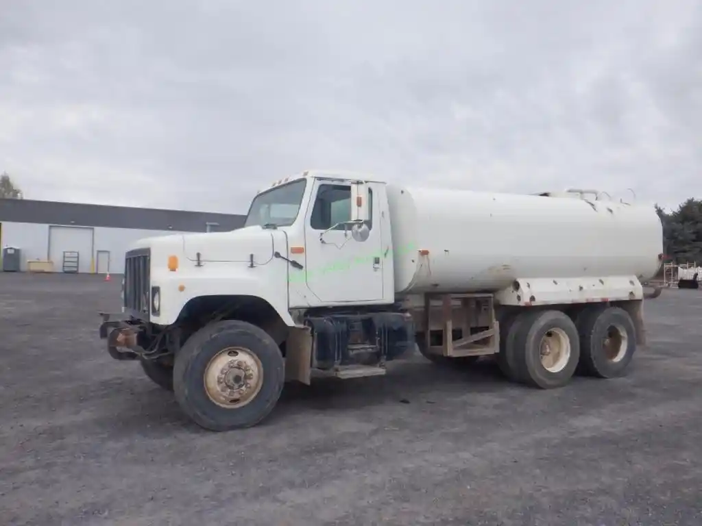 Used 1990 International 2500/2600/8100/8200/8300 Na For Sale Ucon