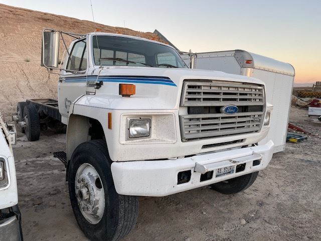 Ford  F800