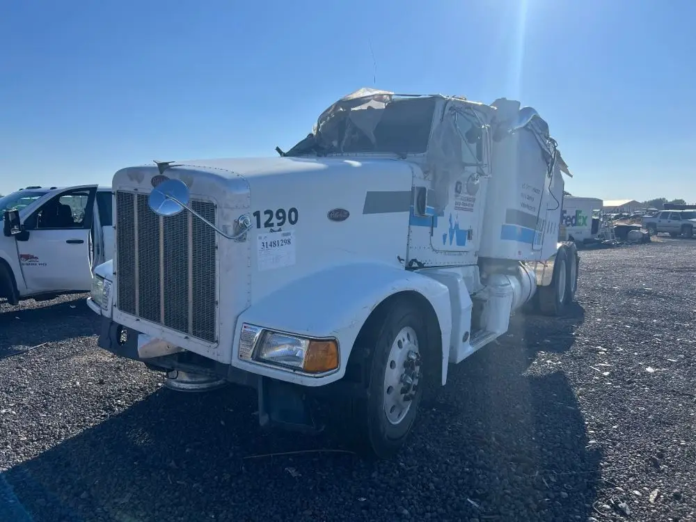 Peterbilt  377