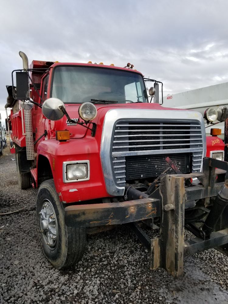 Ford  L8000