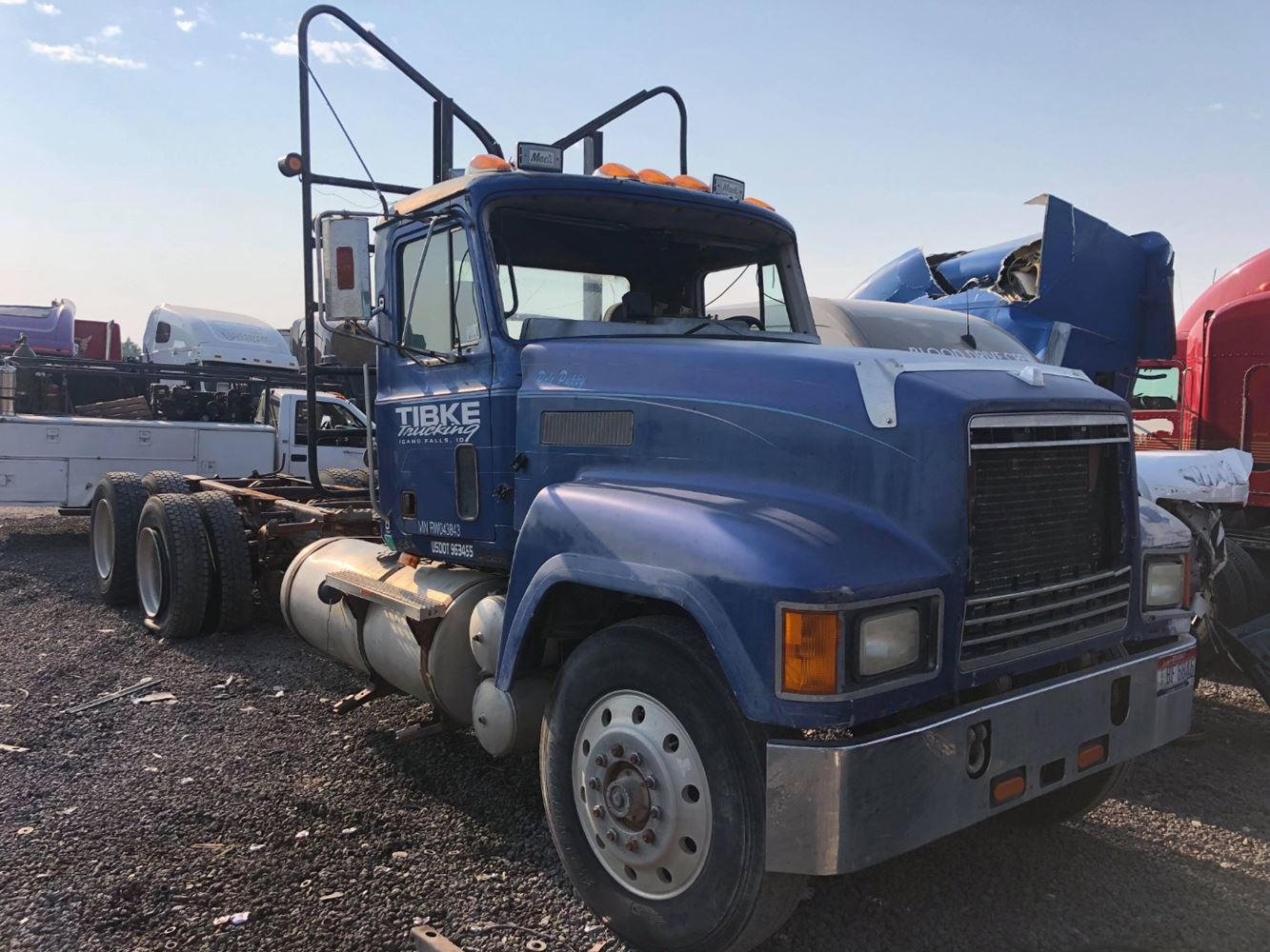 Mack  CH613