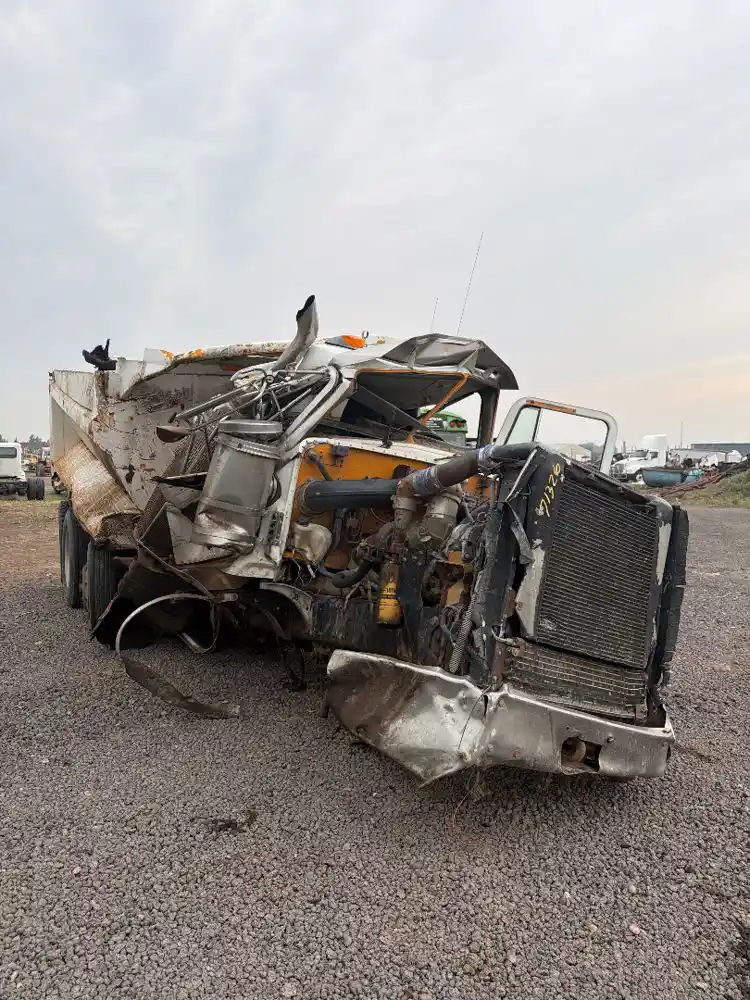 Peterbilt  378