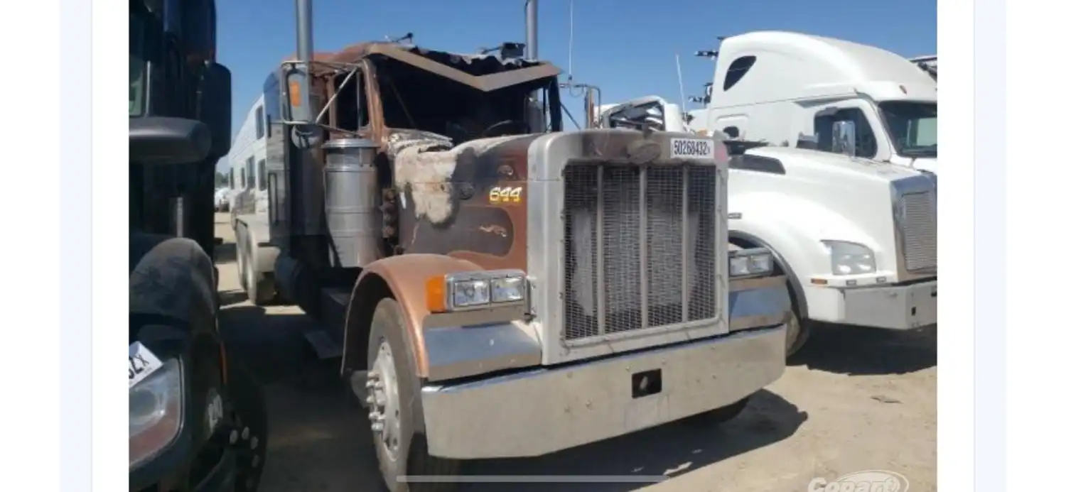 Peterbilt  379