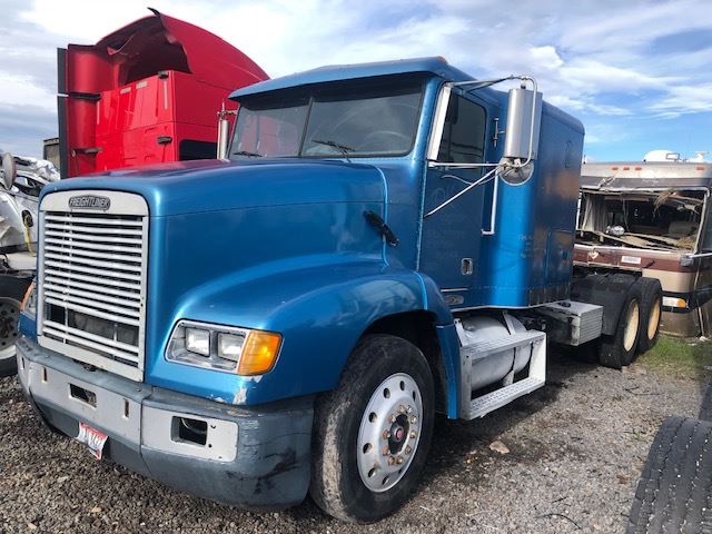 Freightliner  FLD112