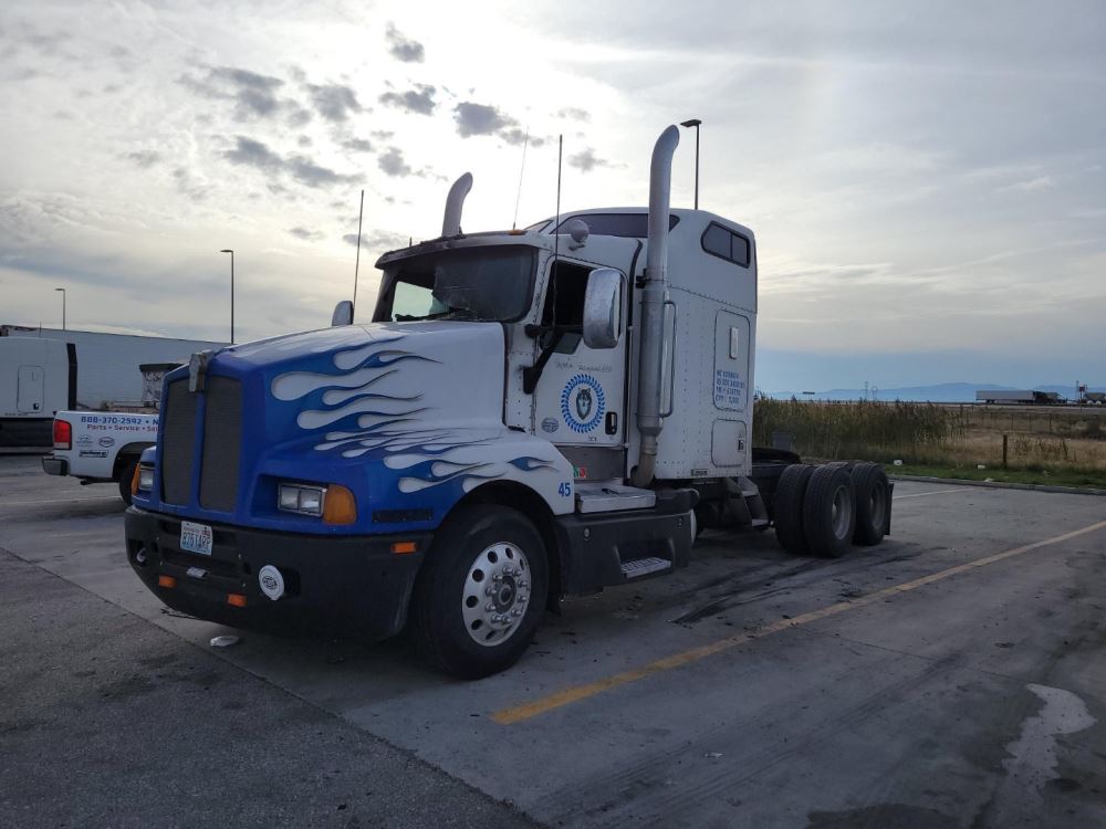 Kenworth  T600