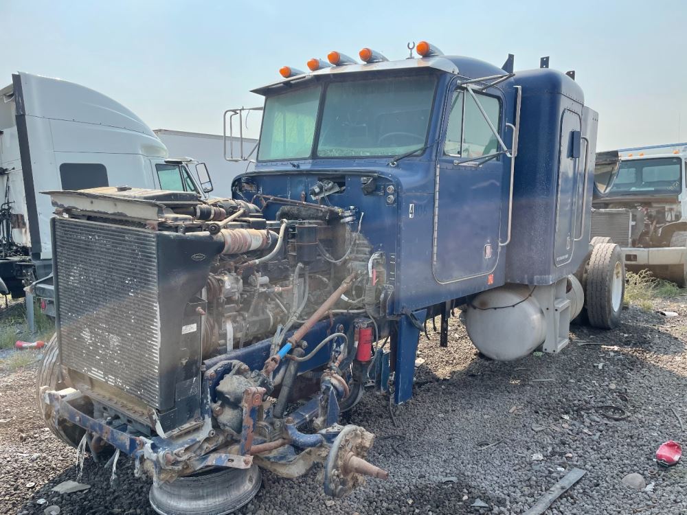 Peterbilt  379