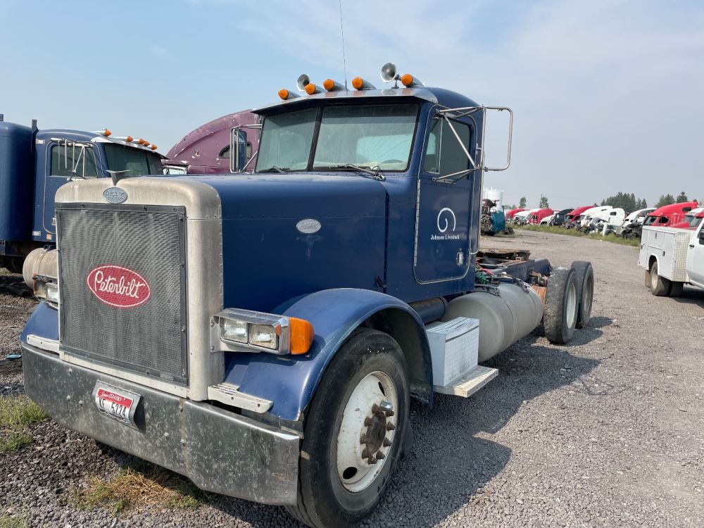Peterbilt  379