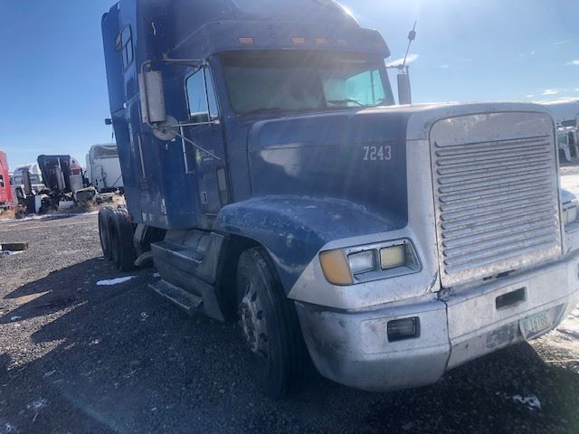 Freightliner  FLD120