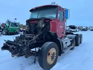 Salvage 1996 Mack CH613 - 121624