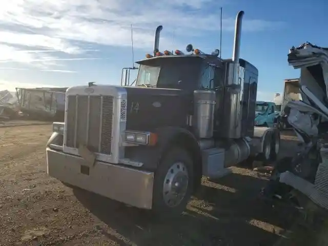 Peterbilt  379