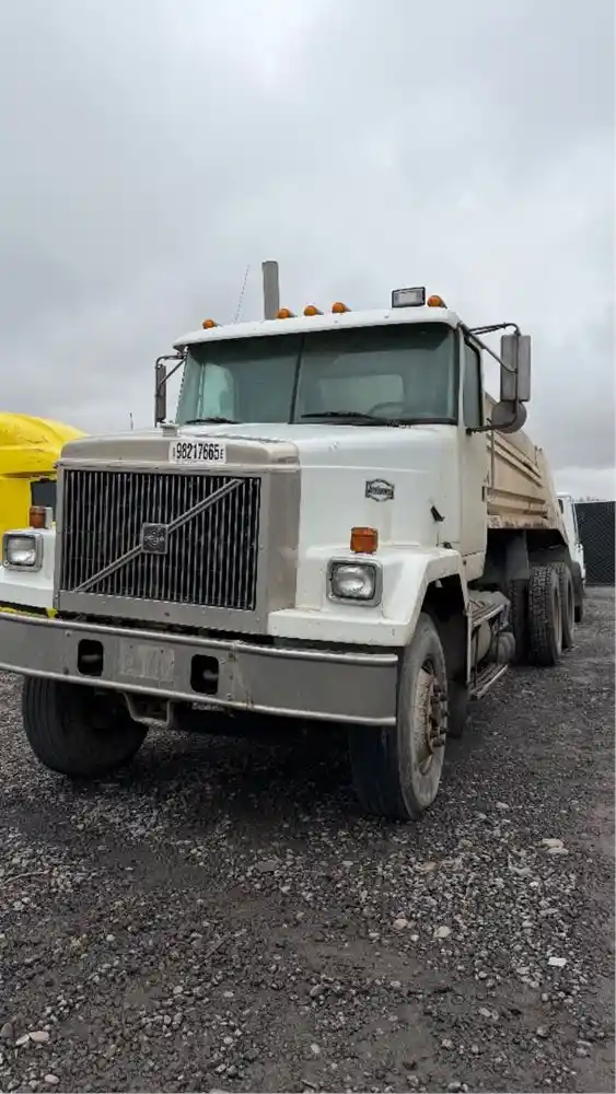 Volvo  AUTOCAR ACL64