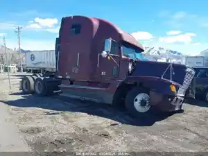 Salvage 1997 Freightliner FLD120 - 51725