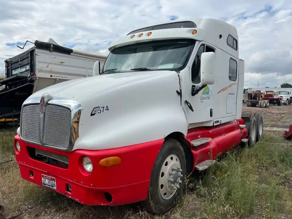 Kenworth  T2000