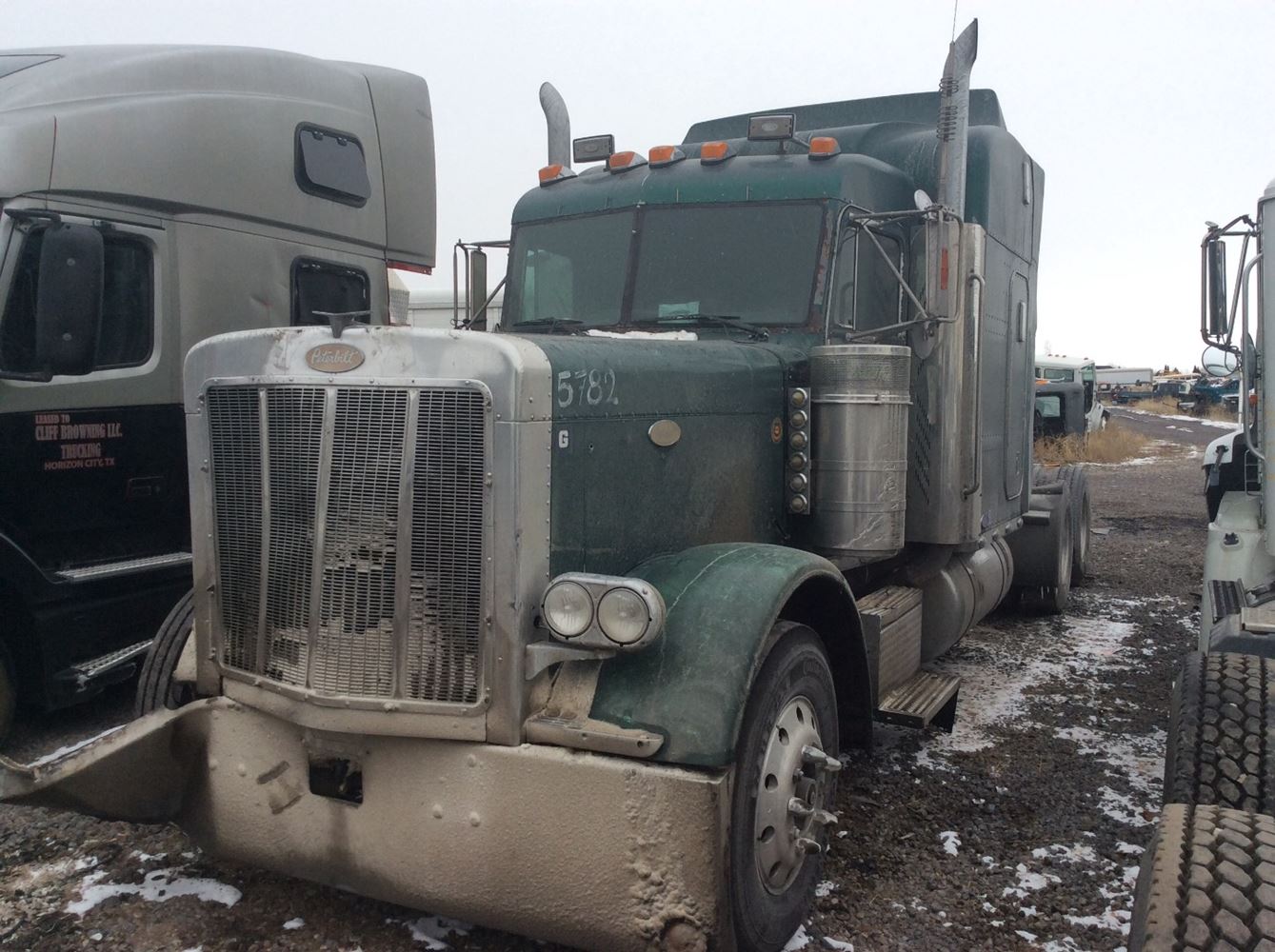 Peterbilt  379