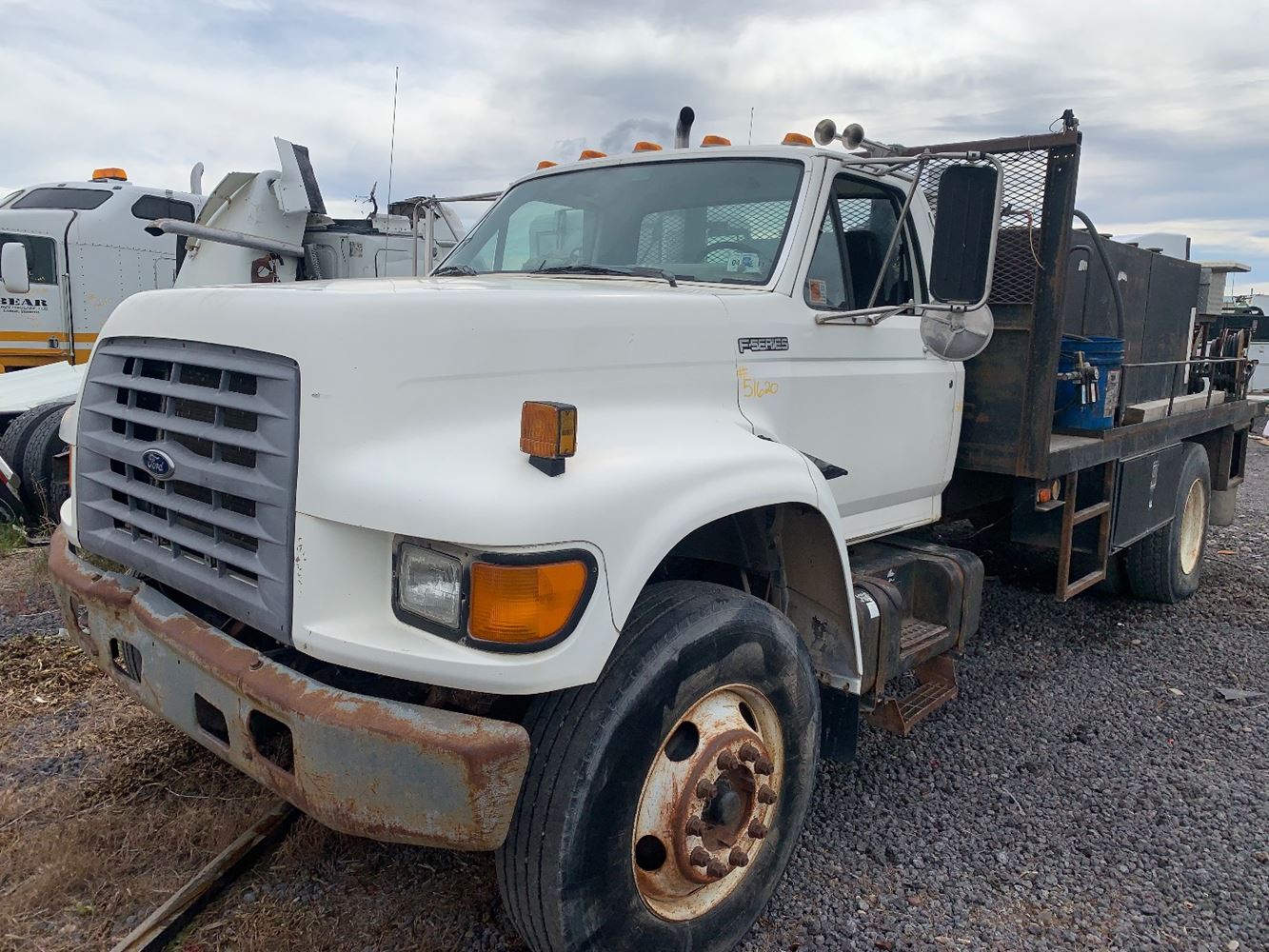 Ford  F800