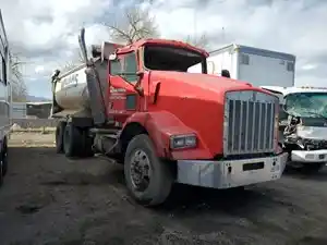 Salvage 1998 Kenworth T800 - 32525