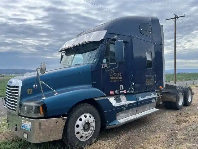 Freightliner  Century Class C120