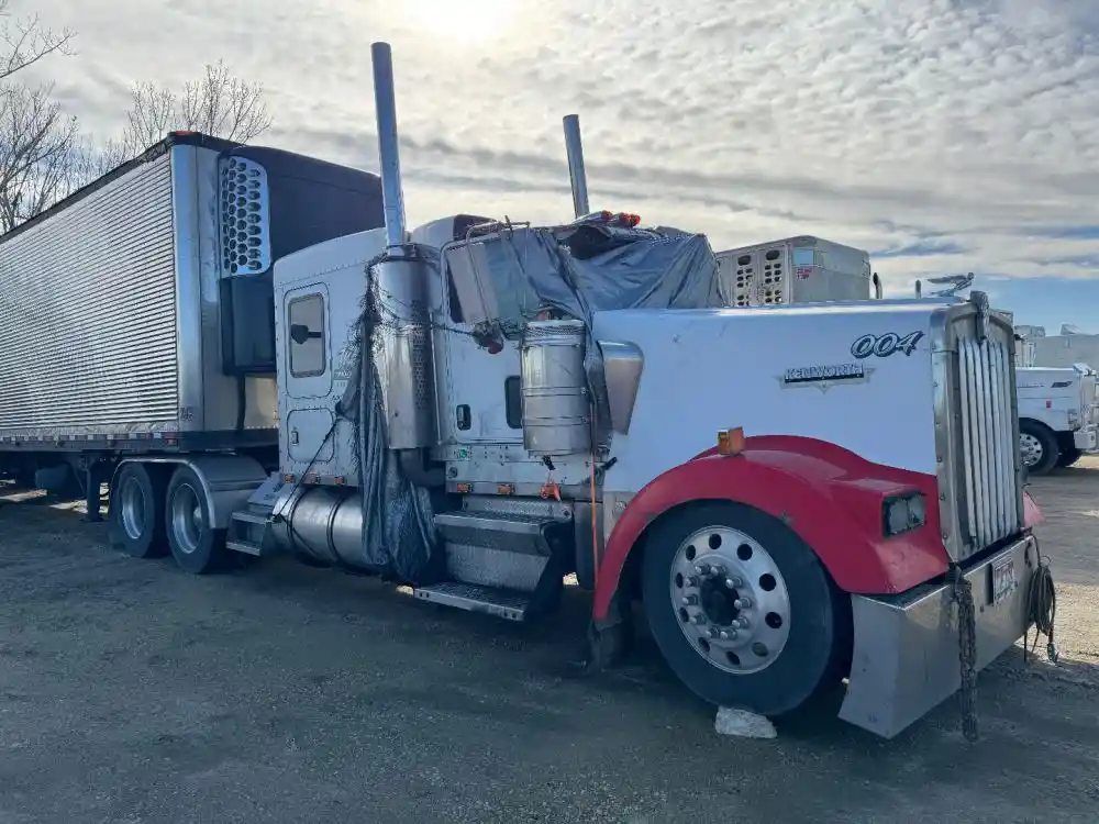 Kenworth  W900