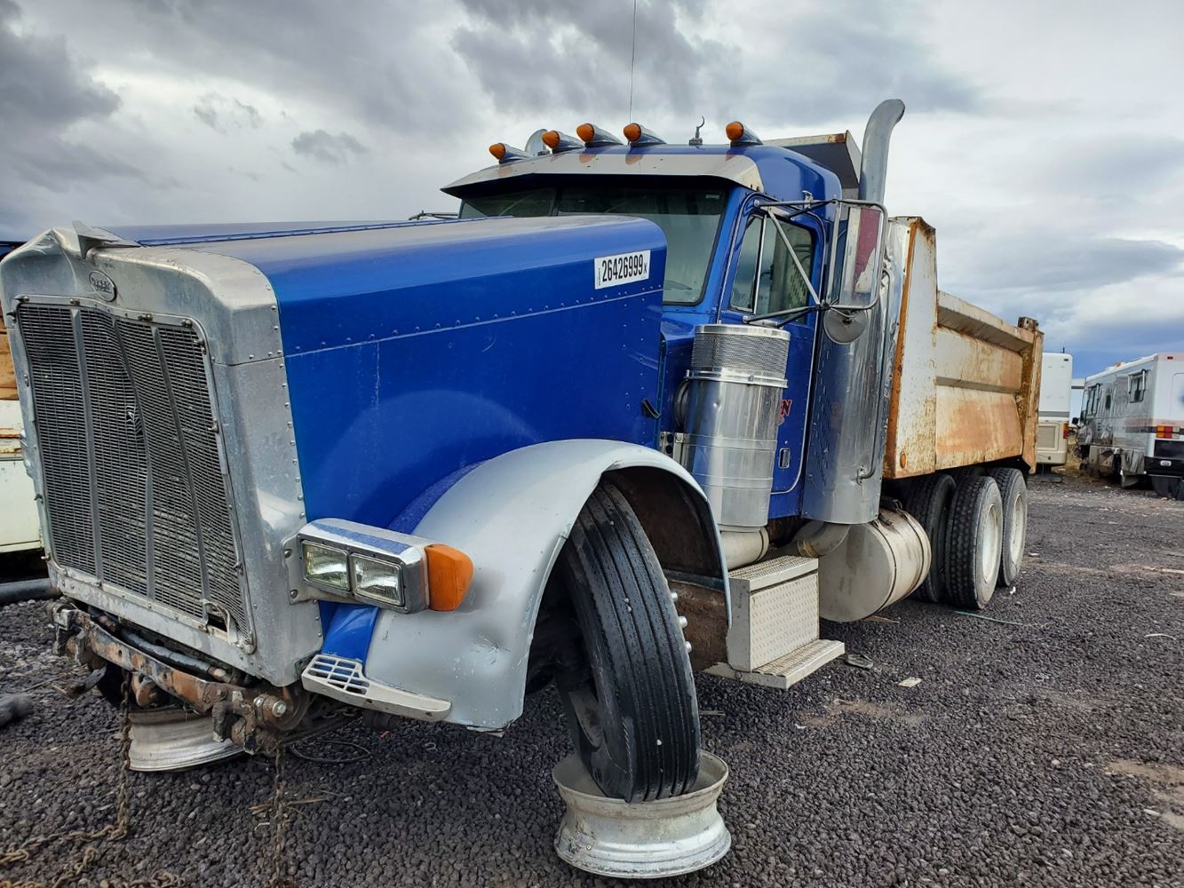 Peterbilt  379
