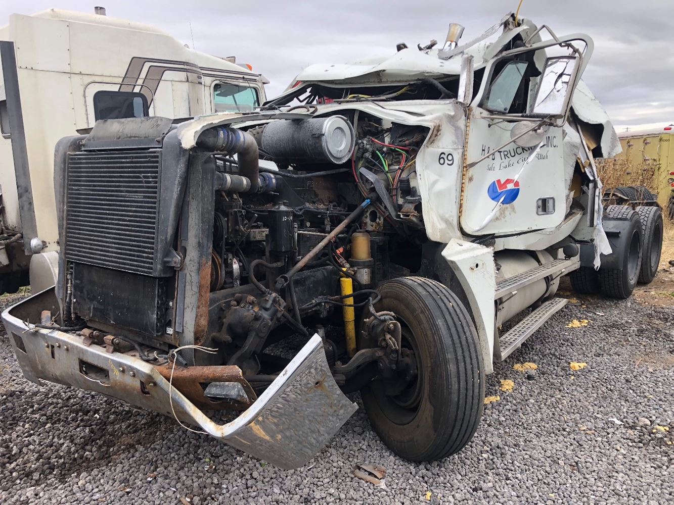 Freightliner  FLD120
