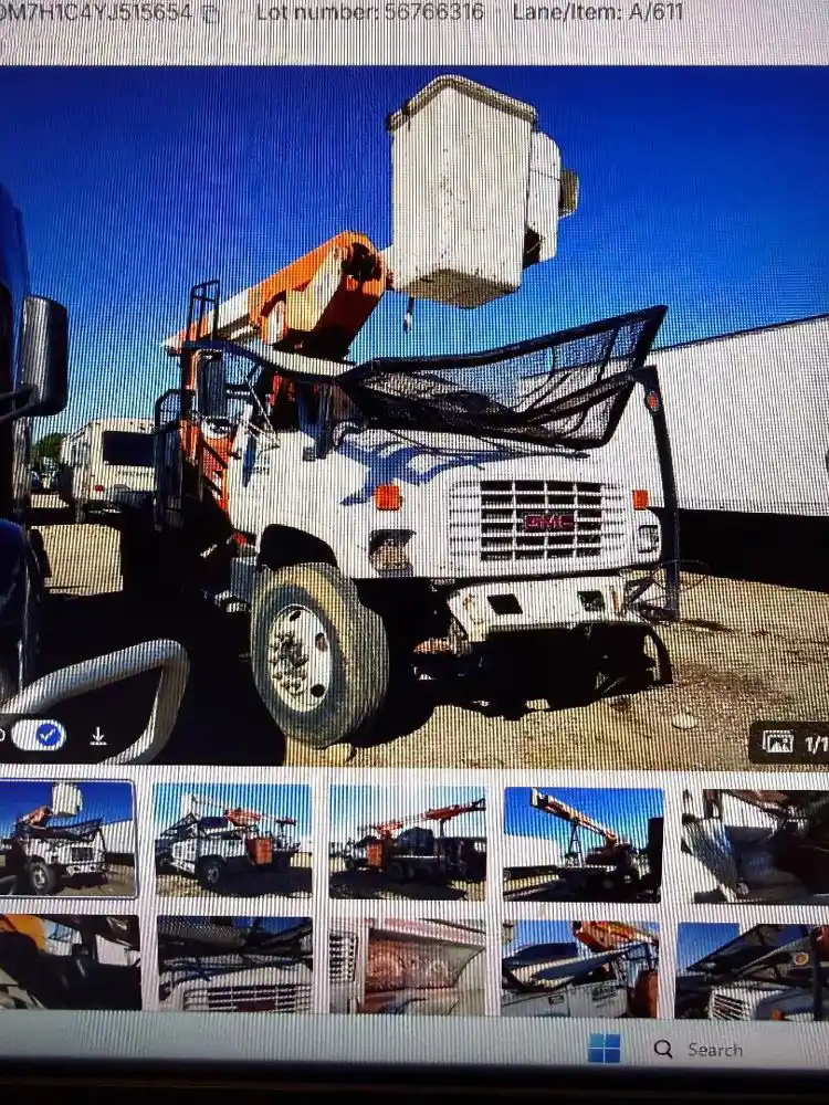 GMC  C7500